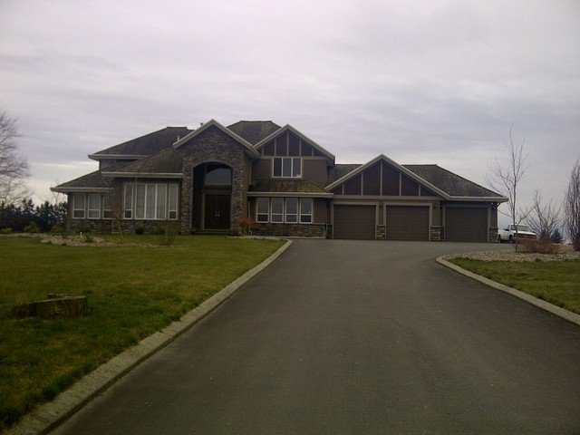 Main Photo: 30988 HUNTINGDON Road in Abbotsford: Poplar House for sale : MLS®# F1304987