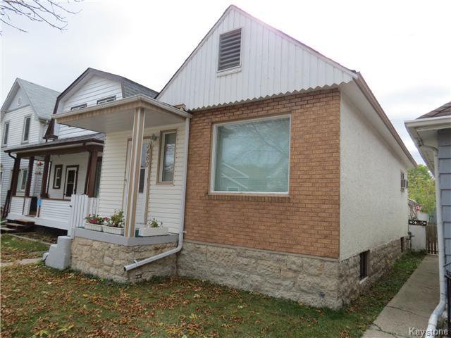 Main Photo: 1460 Bannatyne Avenue in WINNIPEG: Brooklands / Weston Residential for sale (West Winnipeg) : MLS®# 1425292