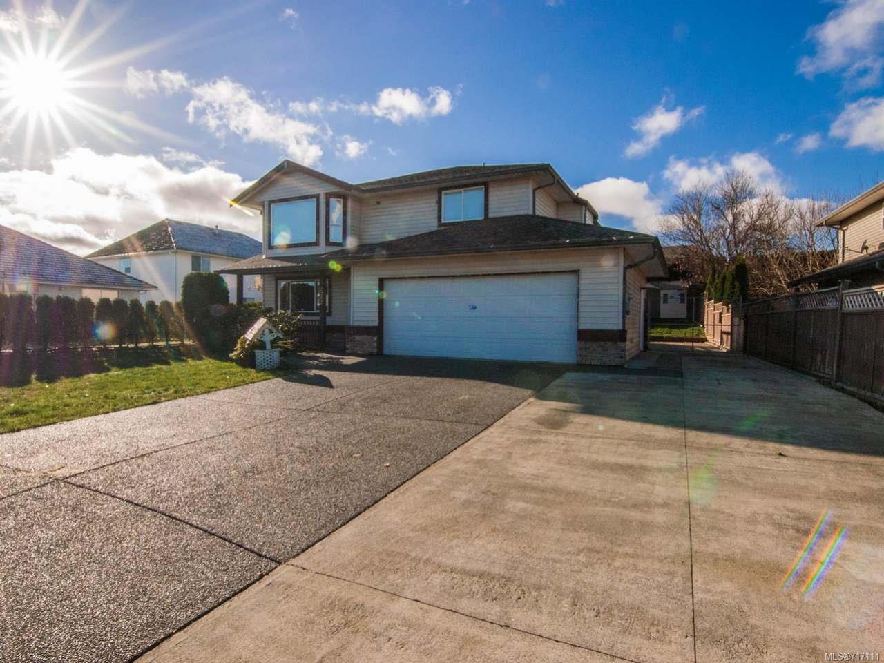 Main Photo: 2292 GALERNO ROAD in CAMPBELL RIVER: CR Willow Point House for sale (Campbell River) : MLS®# 717111