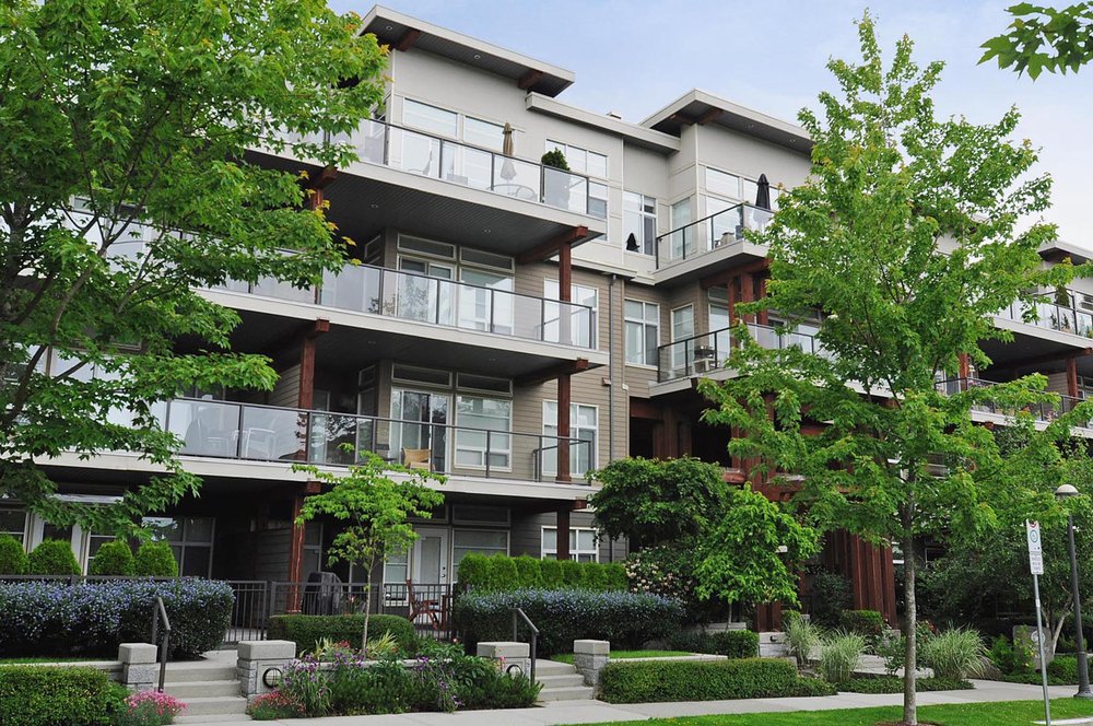 Main Photo: 302 6328 LARKIN Drive in JOURNEY: Home for sale : MLS®# V957857