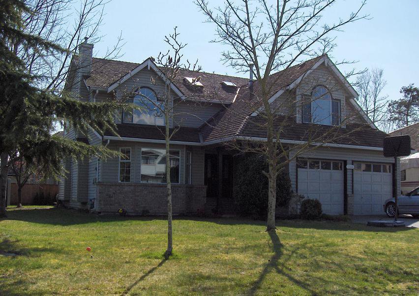 Main Photo: 16266 15TH Ave in South Surrey White Rock: Home for sale : MLS®# F2807568