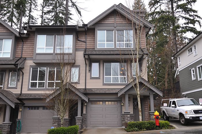 Main Photo: 142 1460 SOUTHVIEW STREET in Coquitlam: Burke Mountain Townhouse for sale : MLS®# R2147248