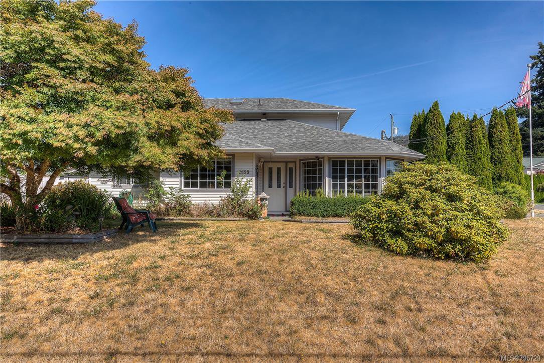 Main Photo: 2699 Lakehurst Dr in VICTORIA: La Goldstream House for sale (Langford) : MLS®# 796729