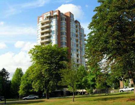 Main Photo: VIEW UNIT in prestigious Victoria Park West!
