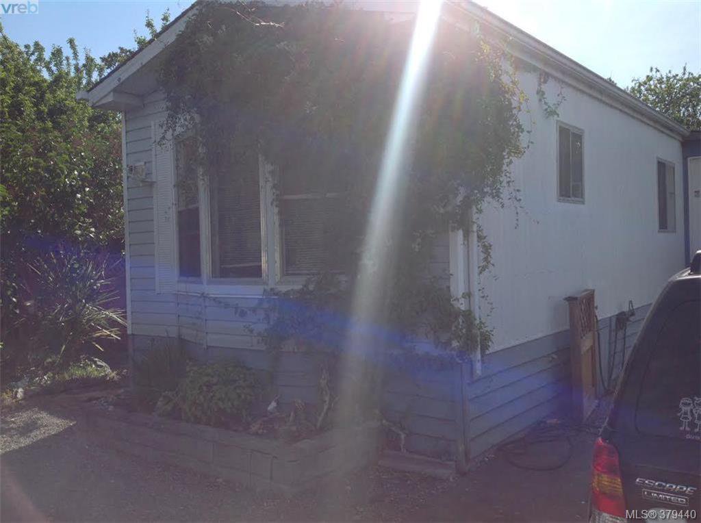 Main Photo: 8 1536 Middle Rd in VICTORIA: VR Glentana Manufactured Home for sale (View Royal) : MLS®# 762111