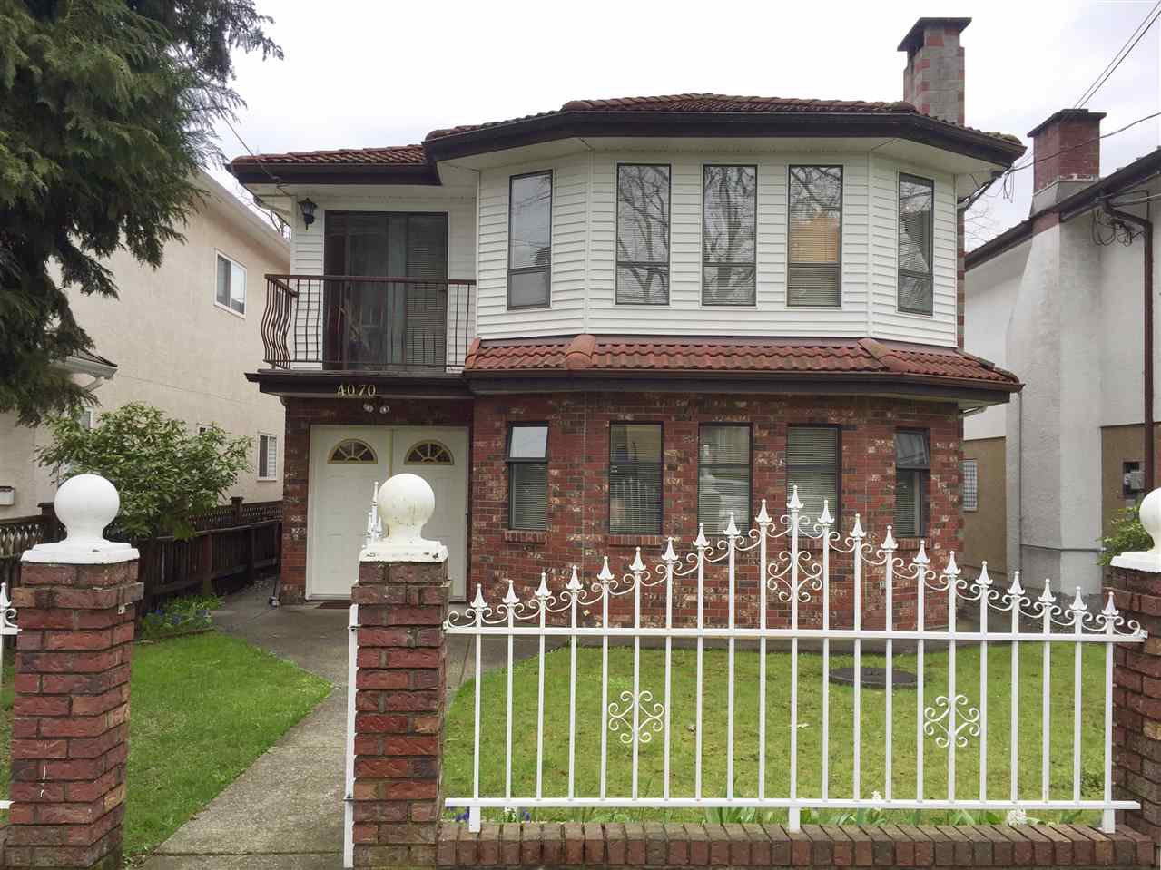 Main Photo: 4070 MILLER STREET in Vancouver: Victoria VE House for sale (Vancouver East) : MLS®# R2252911