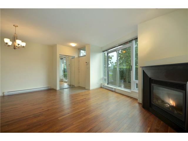 Main Photo: # TH107 980 COOPERAGE WY in Vancouver: Yaletown Condo for sale in "COOPERS POINT" (Vancouver West) : MLS®# V914823