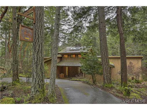 Main Photo: 1040 Finlayson Arm Road in VICTORIA: La Goldstream Residential for sale (Langford) : MLS®# 359239