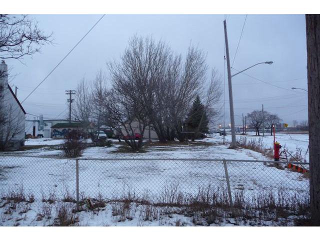 Main Photo: 892 Lagimodiere Boulevard in WINNIPEG: St Boniface Residential for sale (South East Winnipeg) : MLS®# 1200480
