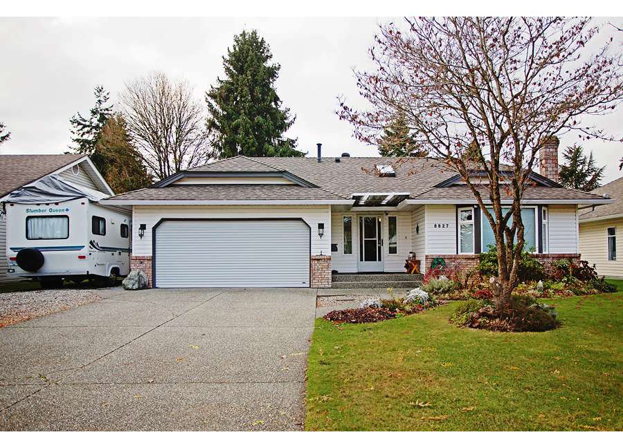 Main Photo: 8827 157TH STREET in Surrey: Fleetwood Tynehead House for sale : MLS®# R2221835