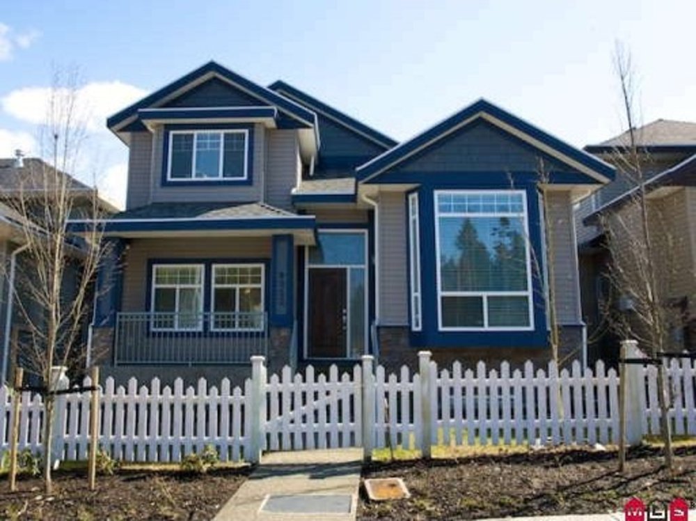 Main Photo: 9252 216 Street in Langley: Walnut Grove House for sale : MLS®# F2906228