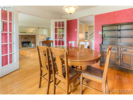 Main Photo: 22 Cambridge Street in VICTORIA: Vi Fairfield West Residential for sale (Victoria) : MLS®# 378290
