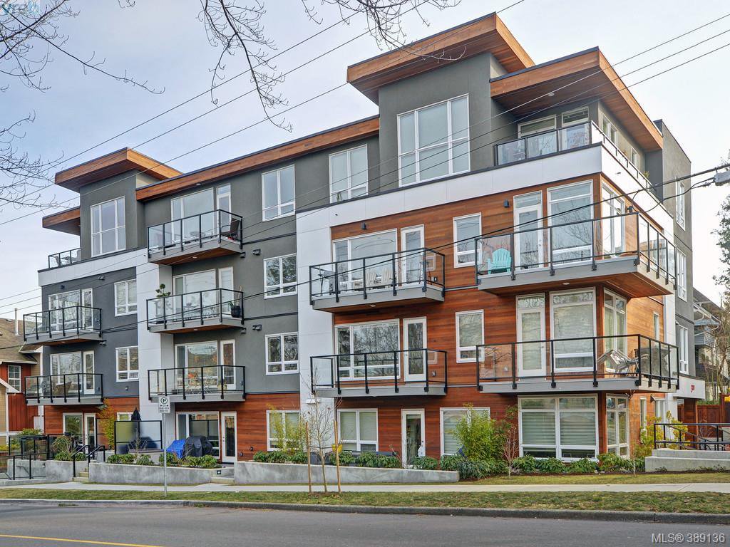 Main Photo: 102 300 Michigan St in VICTORIA: Vi James Bay Condo for sale (Victoria) : MLS®# 782017