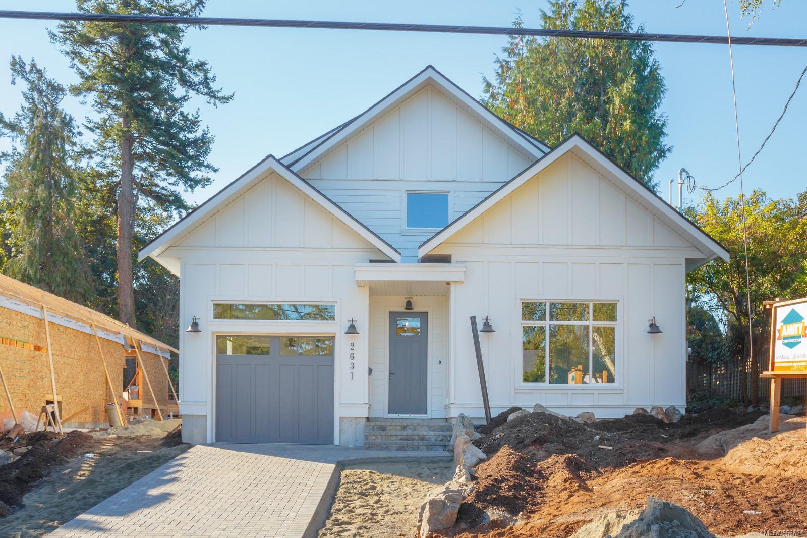Main Photo: 2631 Margate Ave in : OB South Oak Bay House for sale (Oak Bay) : MLS®# 856624