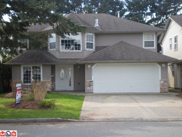 Main Photo: 9417 COOTE Street in Chilliwack: Chilliwack E Young-Yale House for sale : MLS®# H1201522
