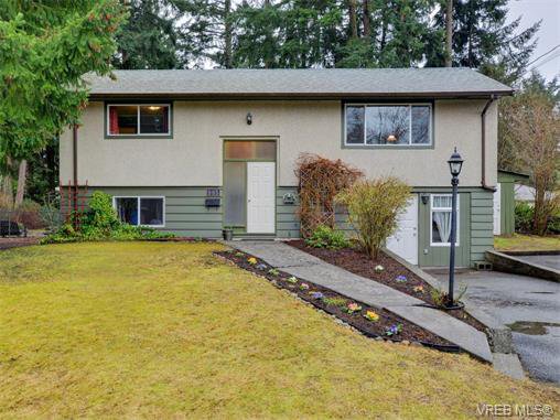 Main Photo: 985 Haslam Avenue in VICTORIA: La Glen Lake Single Family Detached for sale (Langford) : MLS®# 374186
