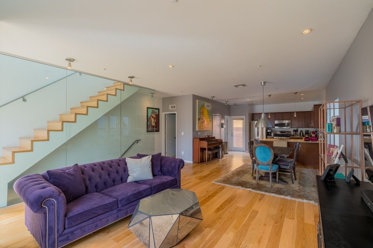 Main Photo: HILLCREST Condo for sale : 3 bedrooms : 217 Montecito Way in San Diego