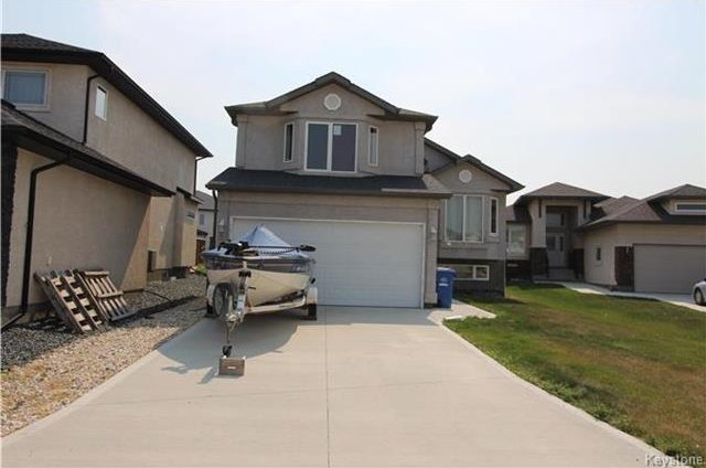 Main Photo: 6 Nighthawk Bay in Winnipeg: South Pointe Residential for sale (1R) : MLS®# 1722218