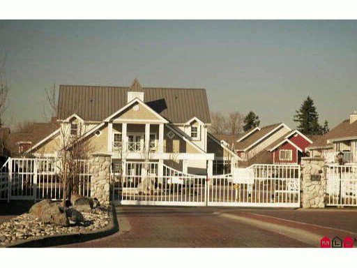 Main Photo: 71 16995 64TH Avenue in Surrey: Cloverdale BC Condo for sale (Cloverdale) : MLS®# F1225261