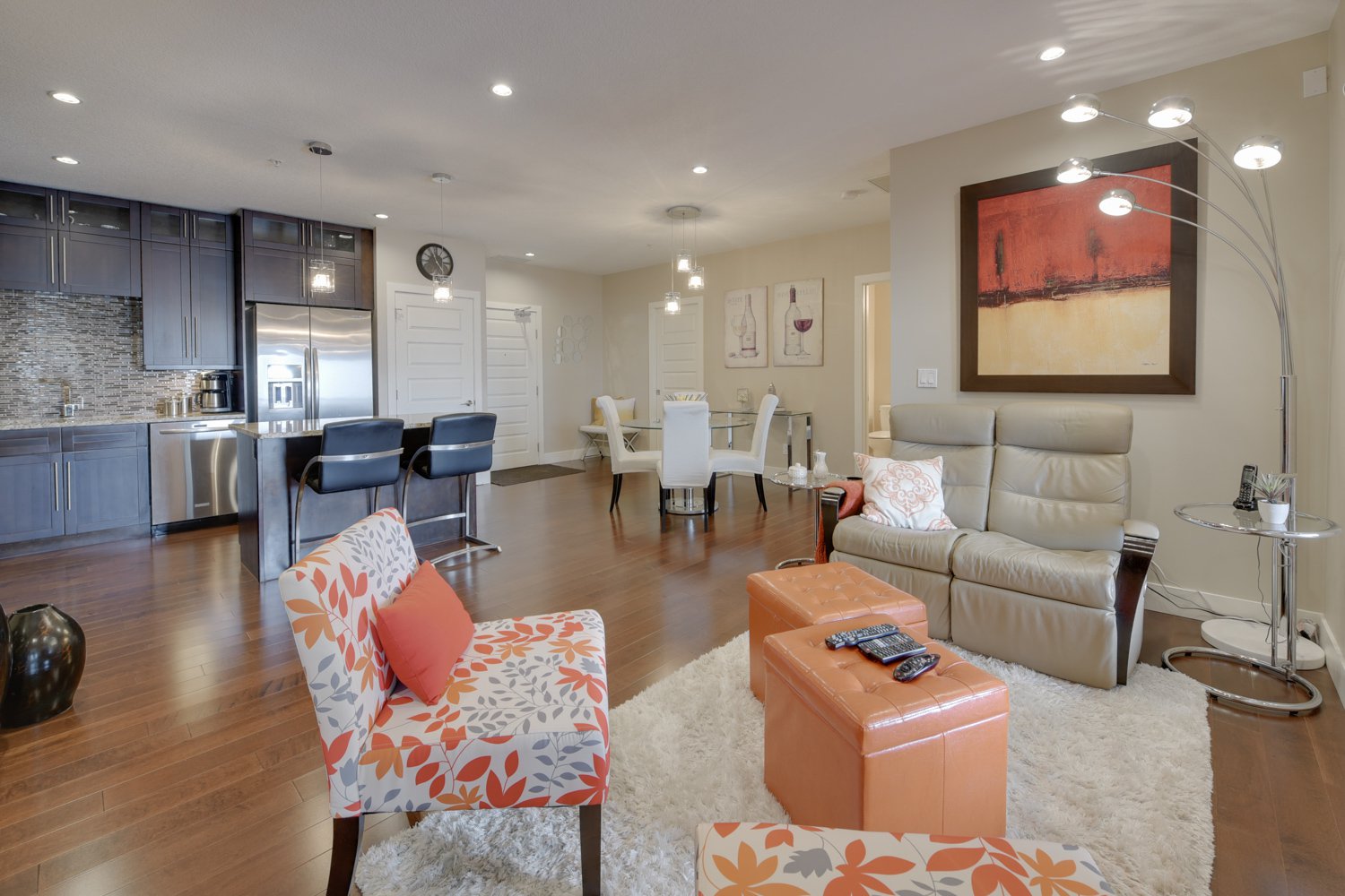 Main Photo: 307 1350 Windermere Way in Edmonton: Condo for sale : MLS®# E4060727