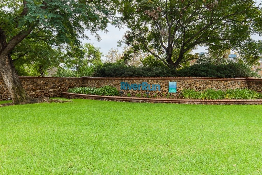 Main Photo: MISSION VALLEY Condo for sale : 1 bedrooms : 2232 RIVER RUN DRIVE #199 in SAN DIEGO