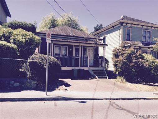 Main Photo: 311 Simcoe St in VICTORIA: Vi James Bay House for sale (Victoria) : MLS®# 707598