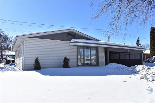 Main Photo: 518 Oakview Avenue in Winnipeg: East Kildonan Residential for sale (3D) : MLS®# 1904925
