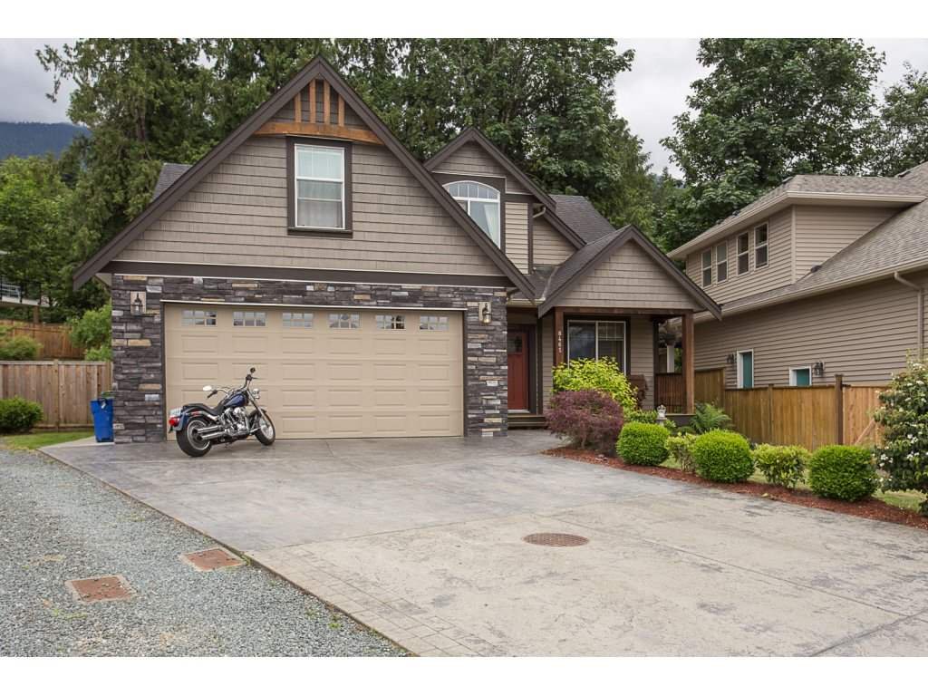 Main Photo: 8465 BRADSHAW PLACE in Chilliwack: Eastern Hillsides House for sale : MLS®# R2177262