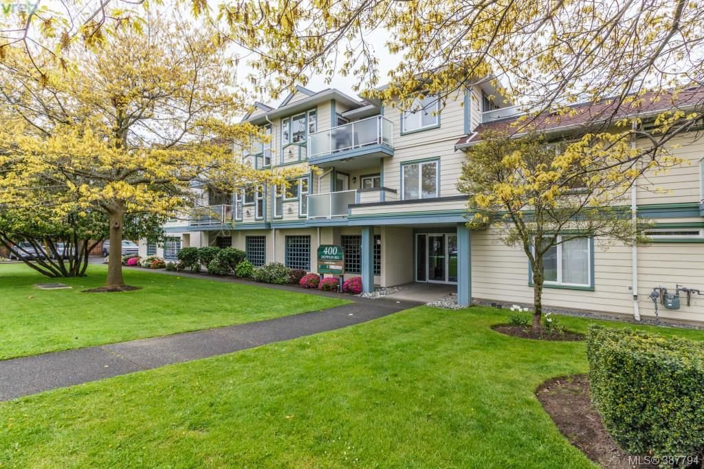 Main Photo: 208 400 Dupplin Rd in VICTORIA: SW Rudd Park Condo for sale (Saanich West) : MLS®# 779251