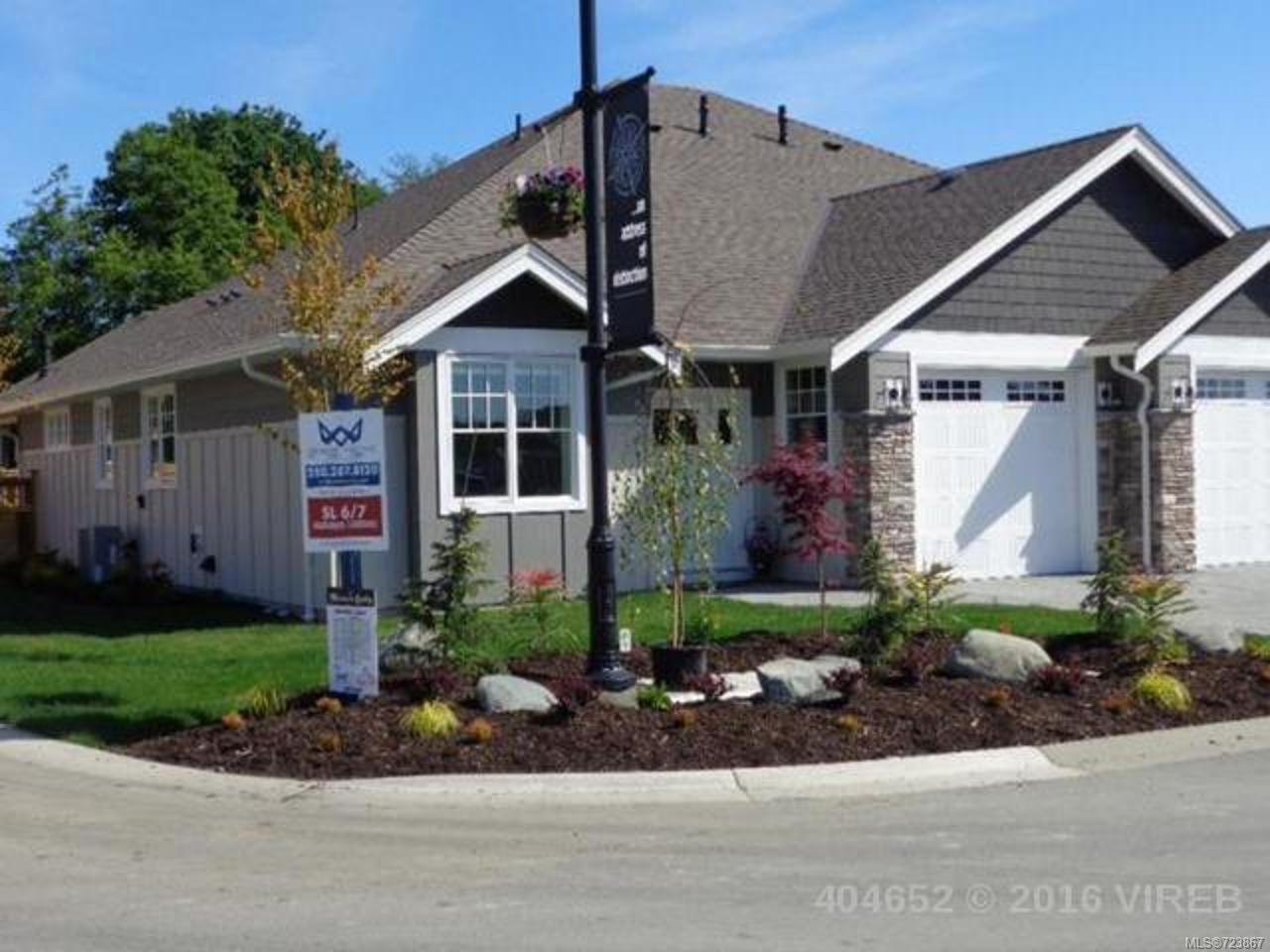 Main Photo: 4 2991 North Beach Dr in CAMPBELL RIVER: CR Campbell River North Row/Townhouse for sale (Campbell River) : MLS®# 723867