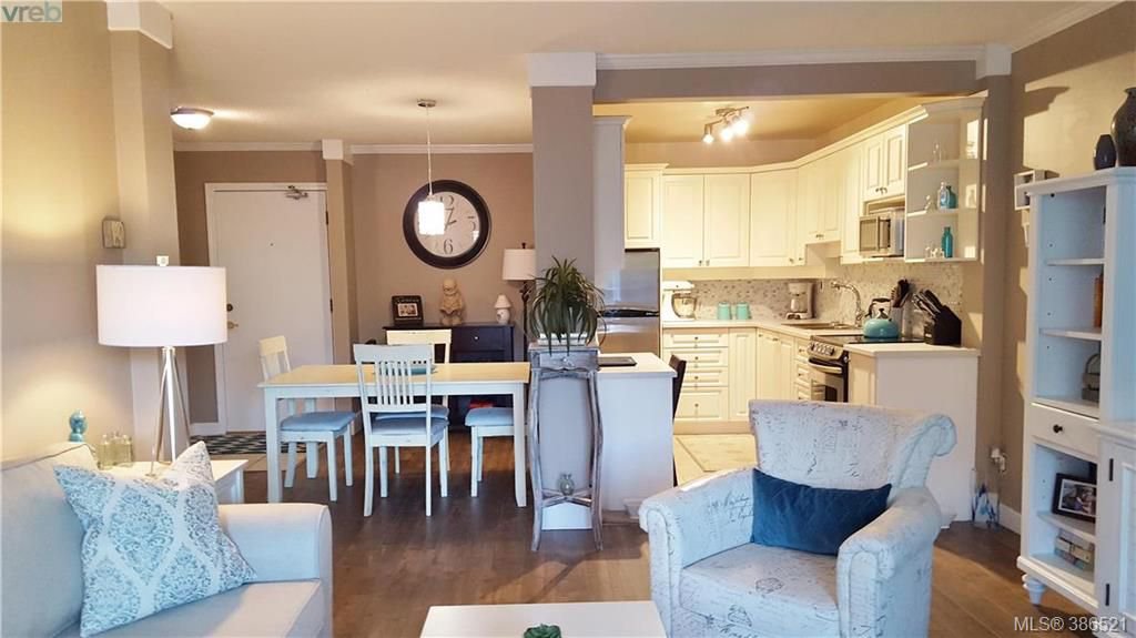 Main Photo: 410 3277 Glasgow Avenue in VICTORIA: SE High Quadra Condo Apartment for sale (Saanich East) : MLS®# 386521