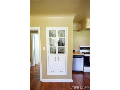 1095 San Marino Cres In Victoria Se Quadra House For Sale Saanich East Mls 711614