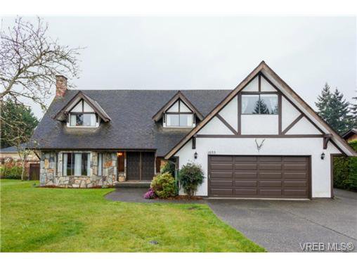 Main Photo: 1055 Damelart Way in BRENTWOOD BAY: CS Brentwood Bay Single Family Detached for sale (Central Saanich) : MLS®# 349138
