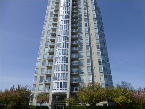 Main Photo: 2101 14820 104TH Ave in North Surrey: Home for sale : MLS®# F1409972