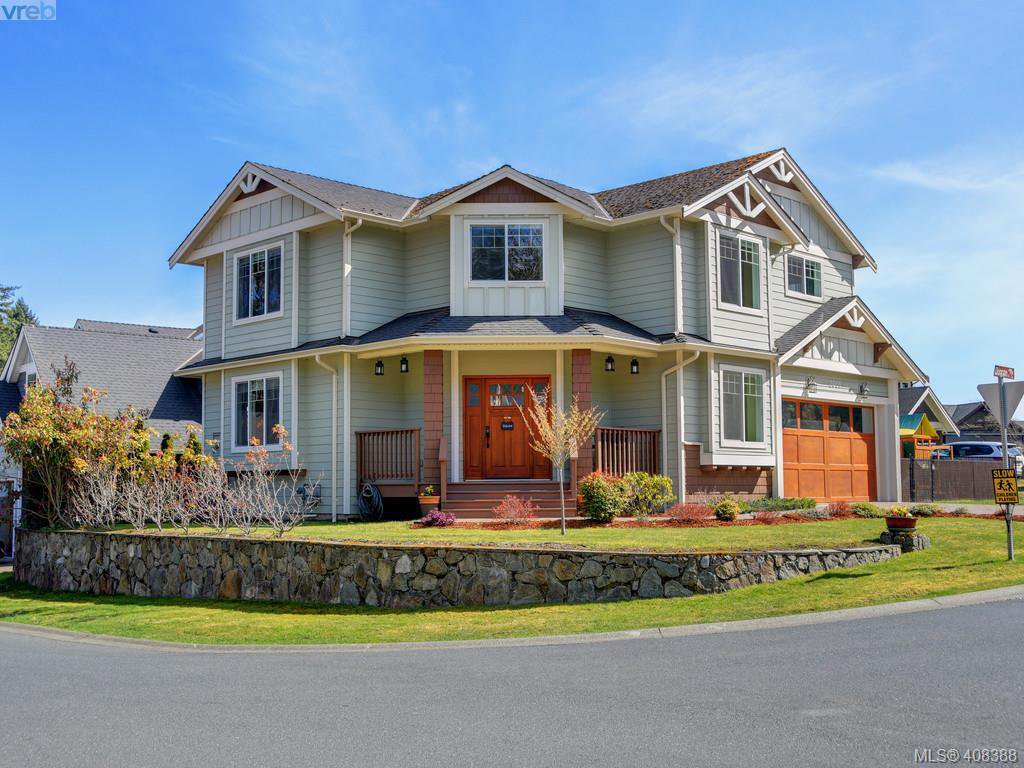 Main Photo: 2001 Duggan Place in VICTORIA: La Bear Mountain Single Family Detached for sale (Highlands) : MLS®# 408388