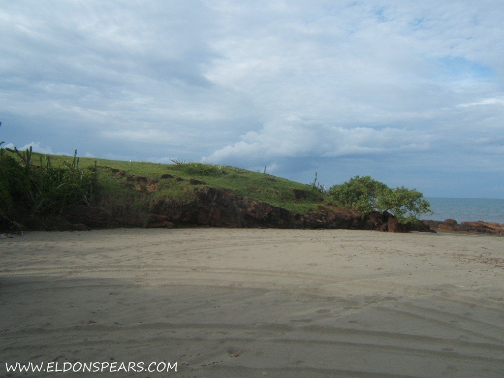 Las Tablas Oceanfront for sale