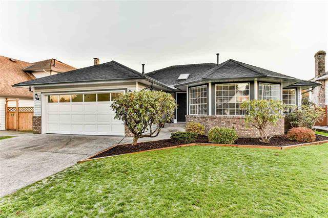 Main Photo: 15490 91 a ave in Surrey: Home for sale
