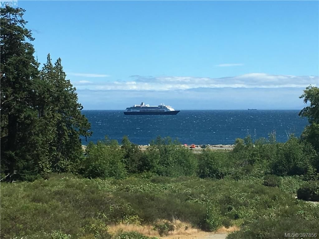 Full Ocean Views from most rooms.