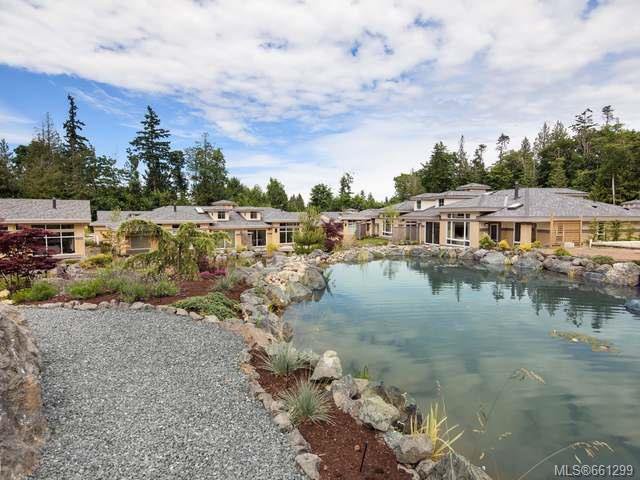 Main Photo: 39 500 Corfield St in PARKSVILLE: PQ Parksville Row/Townhouse for sale (Parksville/Qualicum) : MLS®# 661299