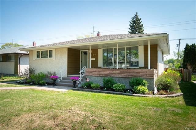Main Photo: 704 Renfrew Street in Winnipeg: River Heights South Residential for sale (1D) : MLS®# 1813941