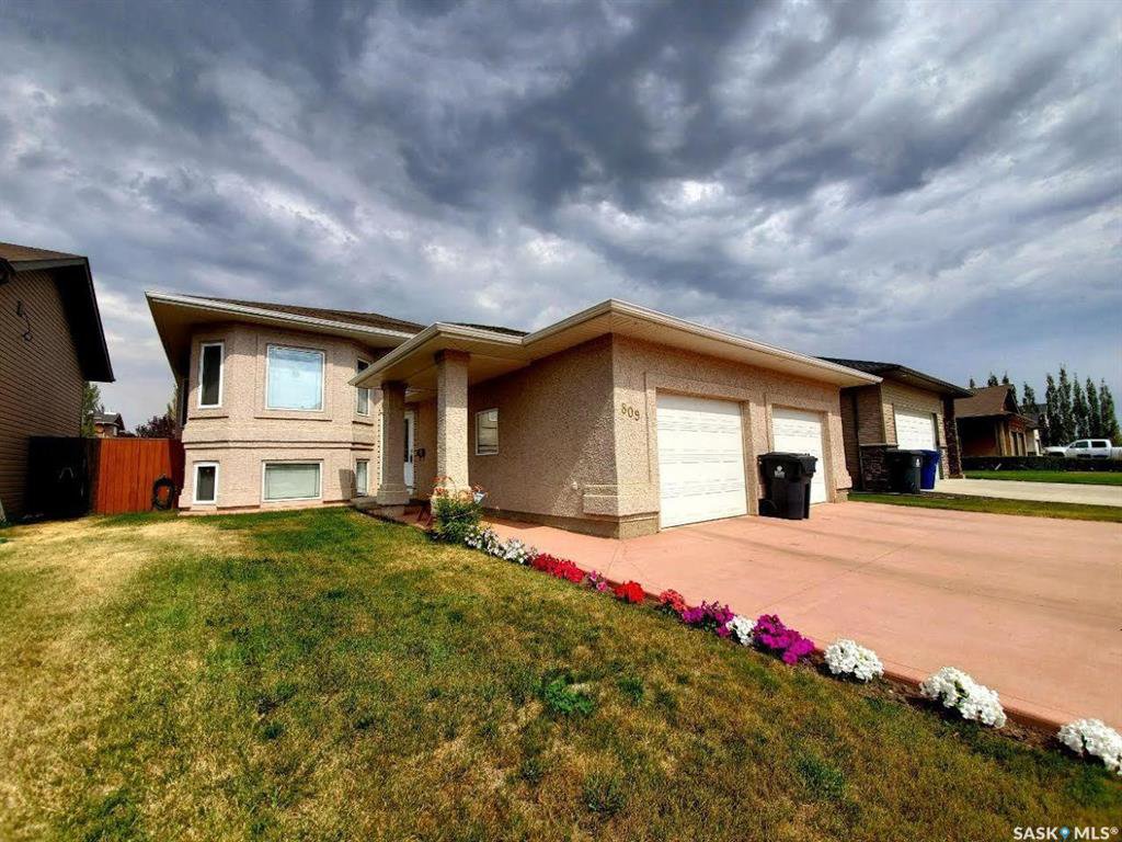 Main Photo: 809 Rock Hill Lane in Martensville: Residential for sale : MLS®# SK823483