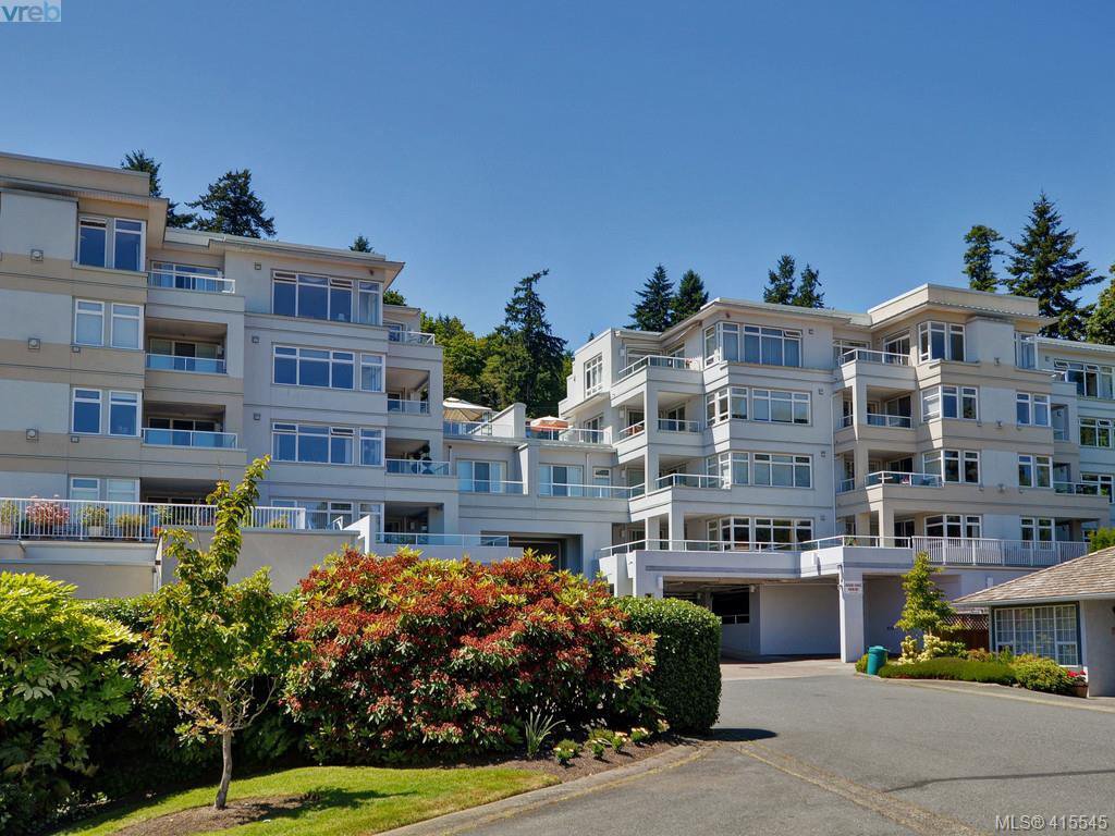 Main Photo: 302 5110 Cordova Bay Rd in VICTORIA: SE Cordova Bay Condo for sale (Saanich East) : MLS®# 824263