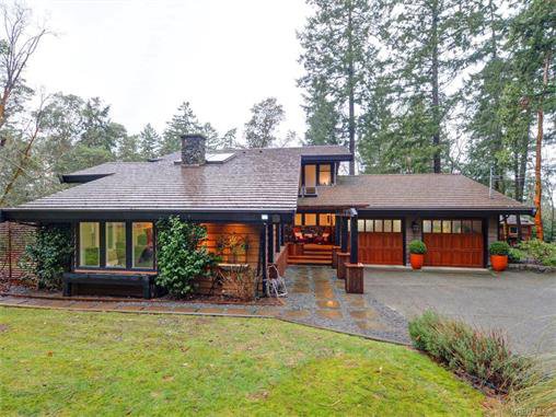 Main Photo: 9310 Glenelg Avenue in NORTH SAANICH: NS Ardmore Single Family Detached for sale (North Saanich) : MLS®# 373343