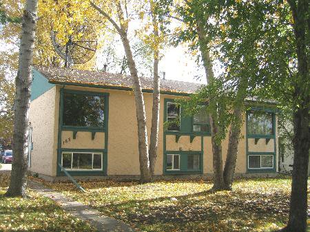 Main Photo: 185 Summerfield Way: Residential for sale (North Kildonan) : MLS®# 2616534