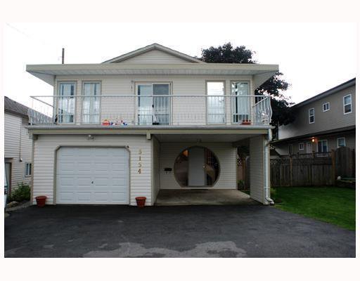 3154 Dunkirk - Front