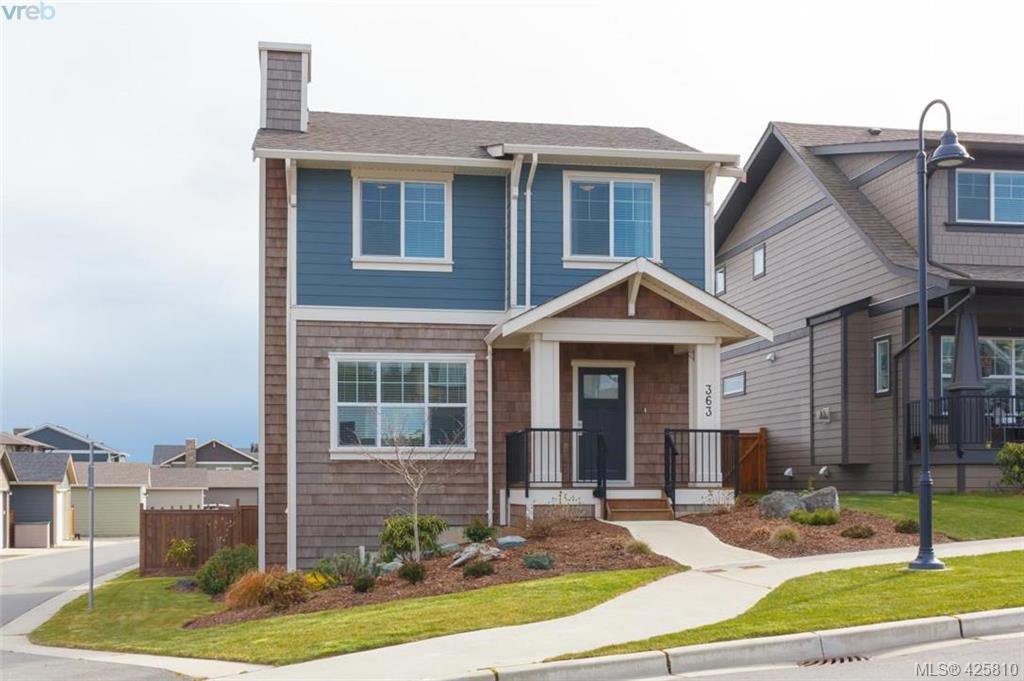 Main Photo: 363 Kestrel Street in : Co Royal Bay Single Family Detached for sale (Colwood) : MLS®# 425810