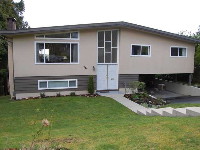 Main Photo: 710 PLYMOUTH DR, Windsor Park, North Vancouver, BC, V7H 2H7 in North Vancouver: Windsor Park Residential Detached for sale : MLS®# V943432