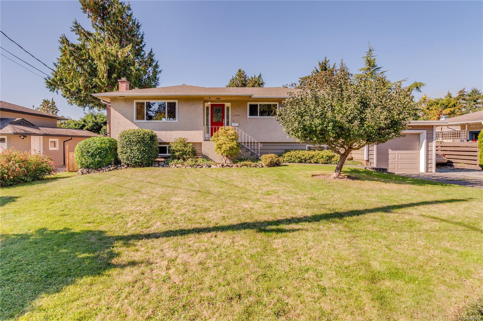 Main Photo: 4106 San Ardo Pl in : SE Gordon Head House for sale (Saanich East) : MLS®# 860667