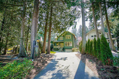 Main Photo: 12502 25 AVENUE in Surrey: Crescent Bch Ocean Pk. House for sale (South Surrey White Rock) : MLS®# R2152300