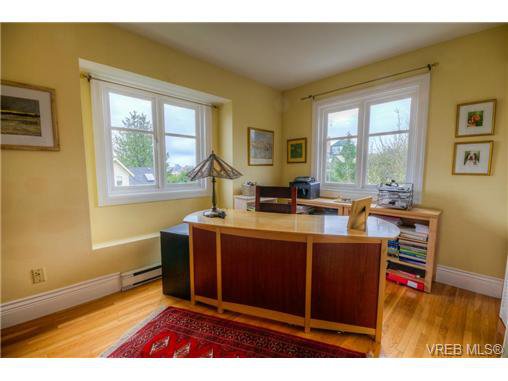 Main Photo: 1134 Arthur Currie Lane in VICTORIA: VW Victoria West Residential for sale (Victoria West) : MLS®# 362291